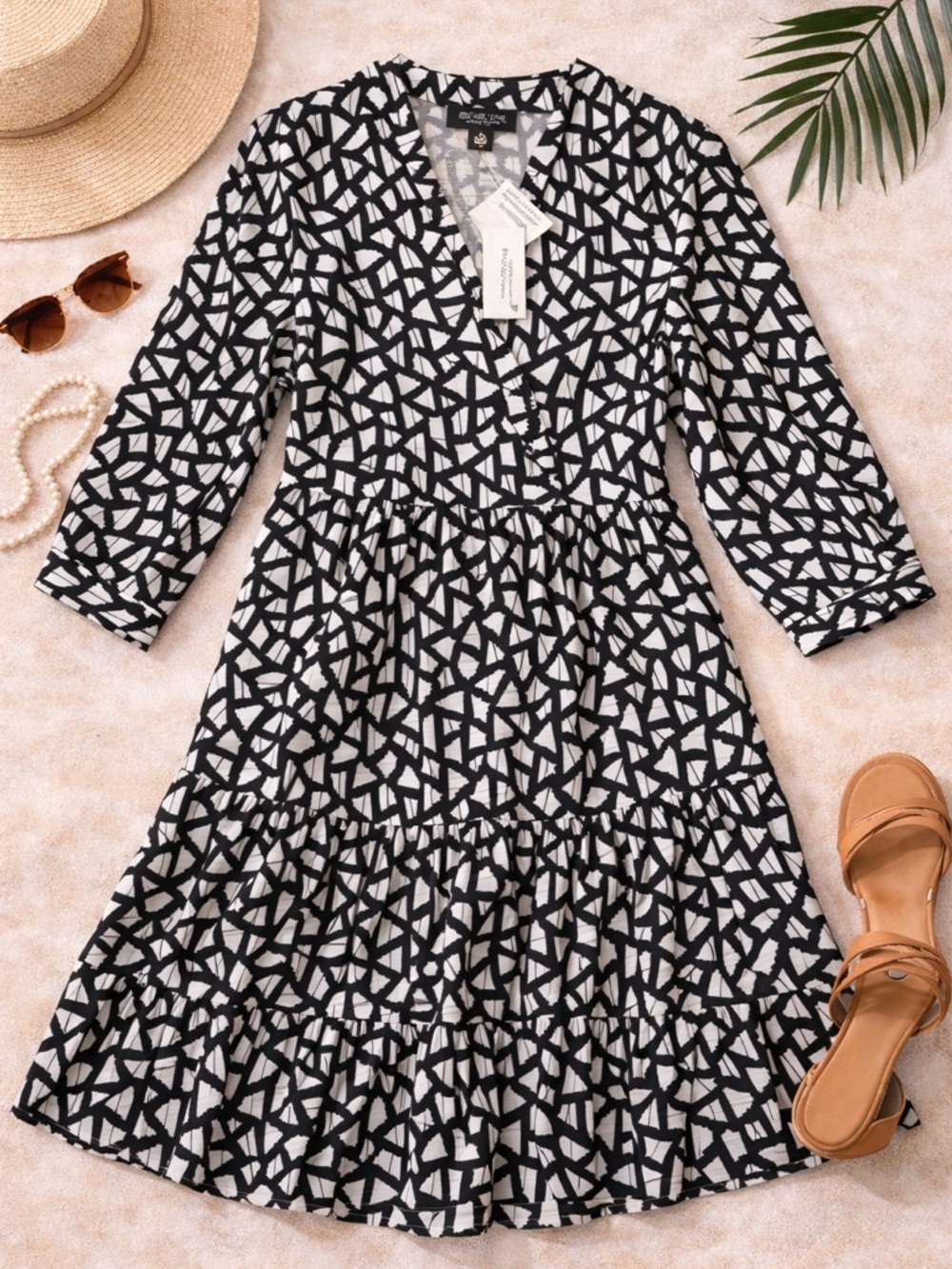NWT Rachel Zoe Black White Geometric Print V Neck Tiered Dress Size S